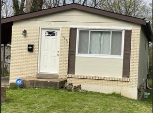 10033 Baron Dr, Saint Louis, MO