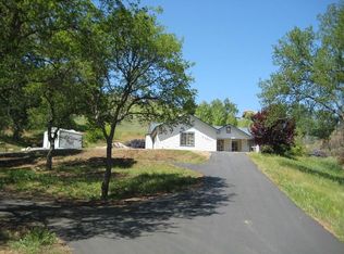 40800 Ferndale Dr, Three Rivers, CA 93271