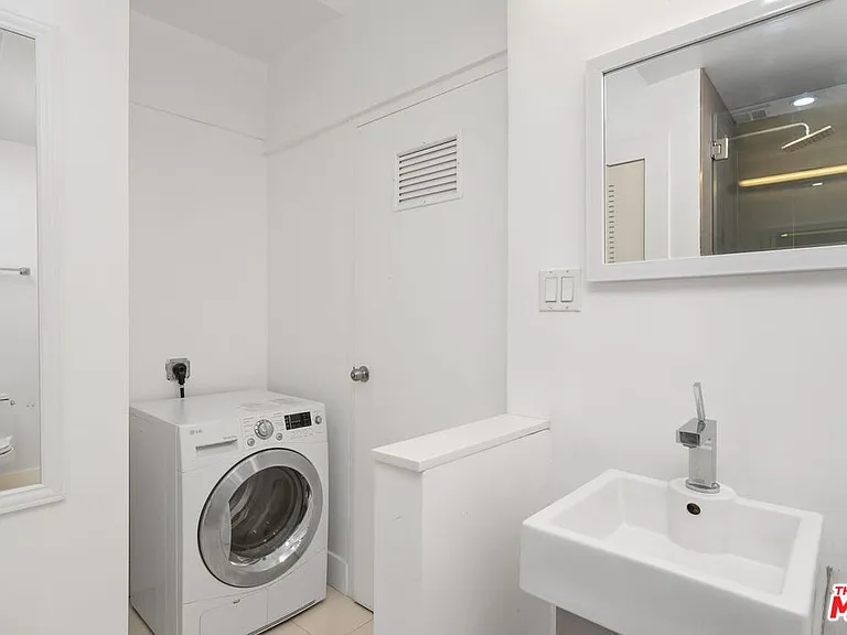 7250 Franklin Ave #511 — Photo 7