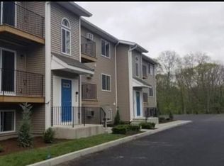 304 New River Rd #14, Manville, RI 02838