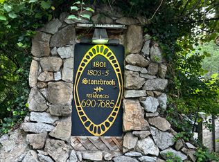 1805 Stonebrook Dr #B, Knoxville, TN 37923