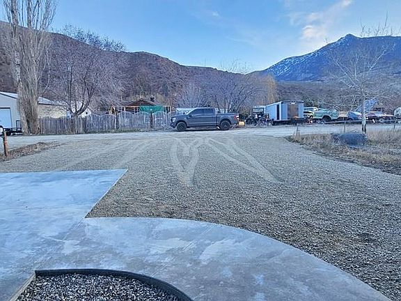 3rd image of 204 Sage Way