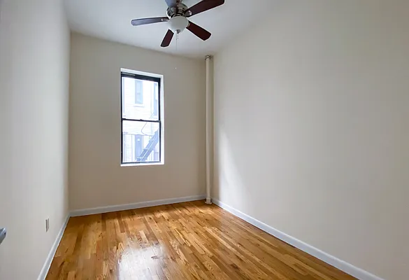 Rented by Kahen Properties | media 4