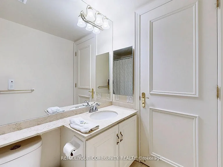 10 Old York Mills Rd #410 — Photo 28