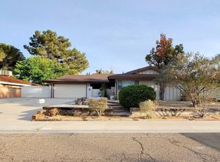 725 W Felspar Ave, Ridgecrest, CA 93555