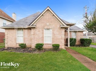 726 Silver Sands Dr, Cordova, TN 38018