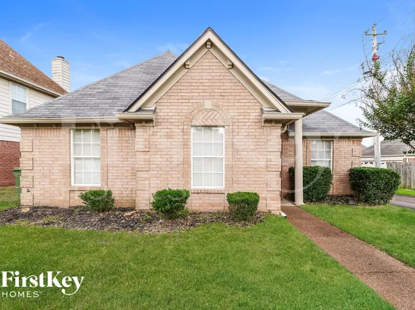 726 Silver Sands Dr, Cordova, TN 38018