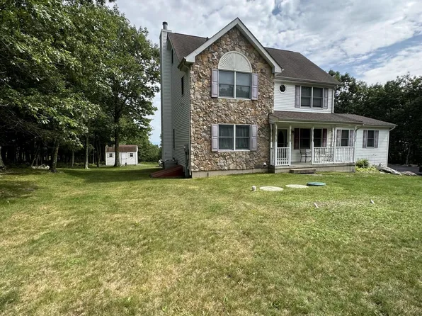 75 Oak Ridge Dr, Albrightsville, PA 18210