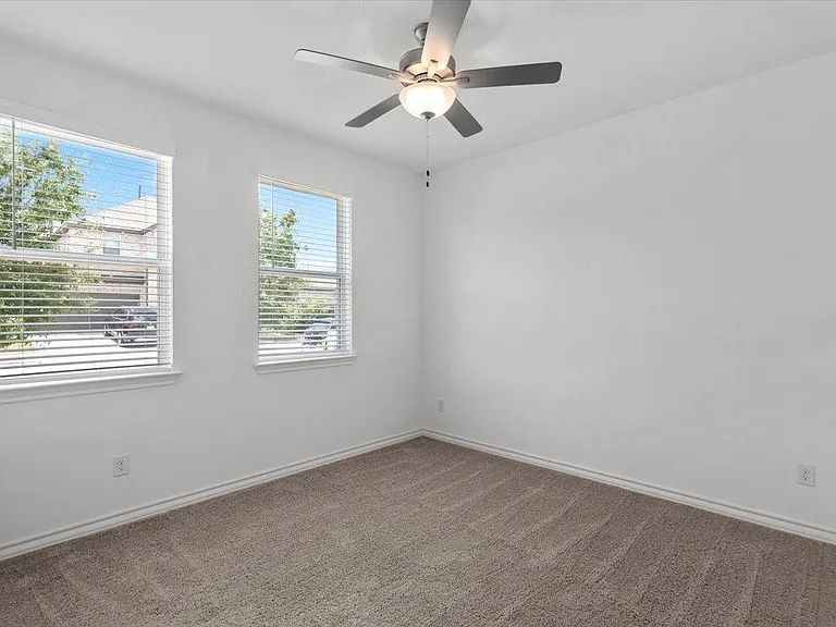 500 Stinchcomb Rd — Photo 29