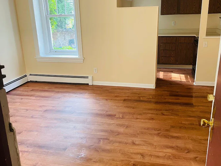 139 Rochelle Ave #2FM — Photo 3