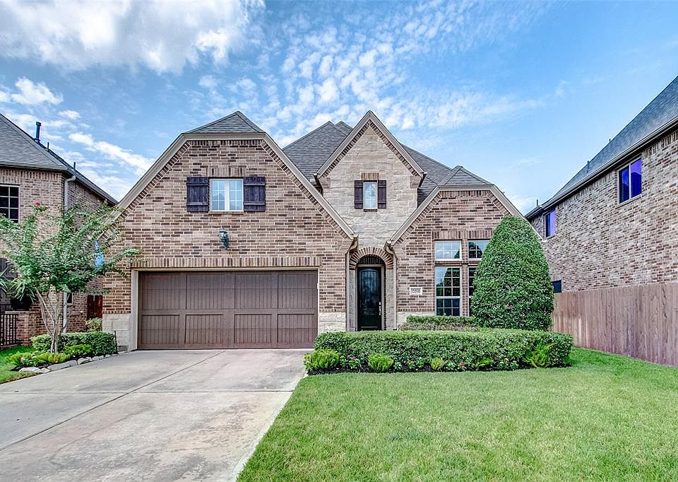 1st image of 13208 Stoneleigh Terrace Dr