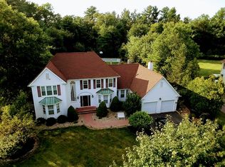 5 Lenape Ln, West Windsor, NJ 08550