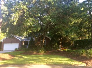 712 Valley Brook Rd, Wilmington, NC 28412