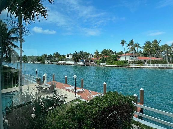 5th image of 10250 W Bay Harbor Dr