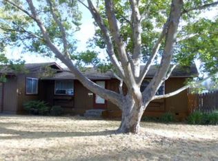 513 Lawrence Ln, Yreka, CA 96097