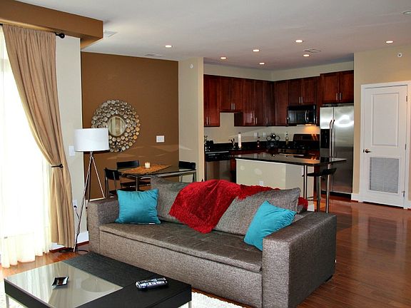 4th image of 1800 Wilson Blvd #421