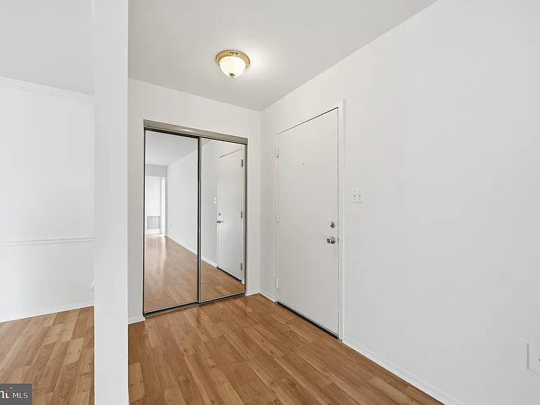 8010 Needwood Rd #201 — Photo 4