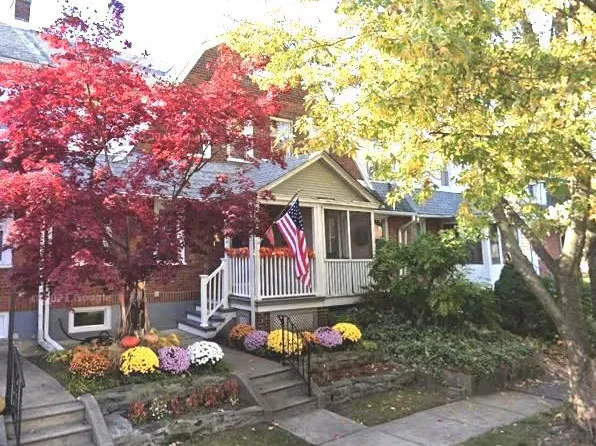613 Saude Ave, Essington, PA 19029