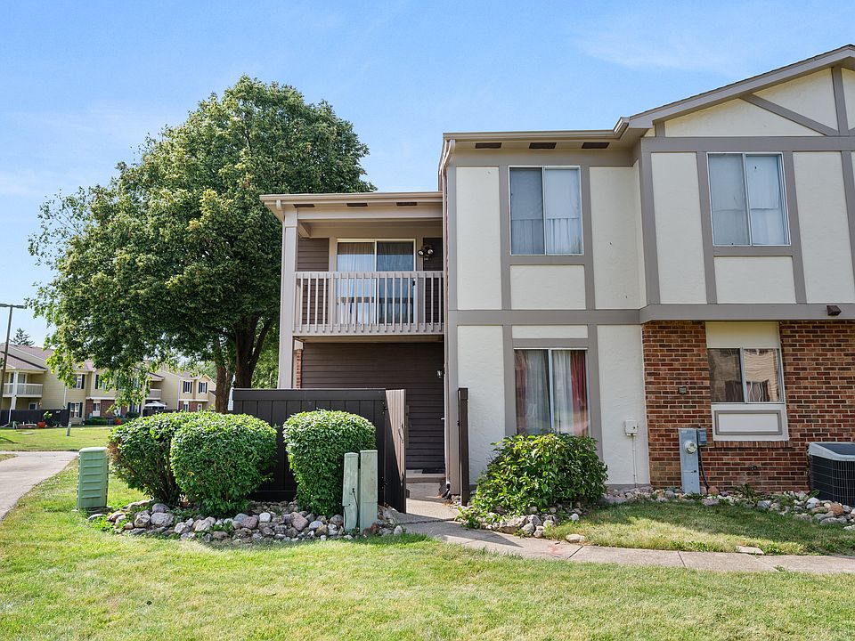 1st image of 17G Fernwood Dr