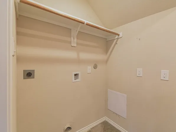 20211 Hemlock Ln, Montgomery, TX 77356