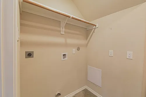 20211 Hemlock Ln Photo 1