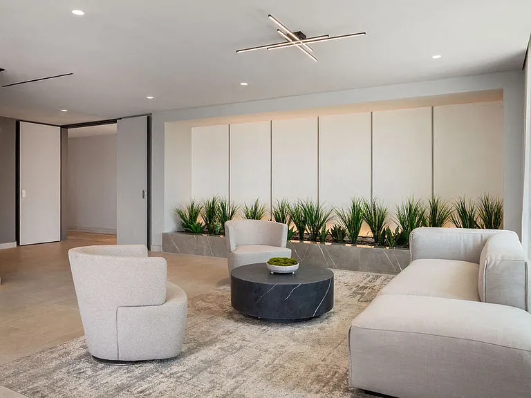 Archer Lobby & Lounge