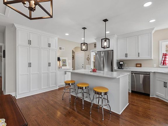 5th image of 5001 North Bay Ridge Avenue