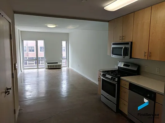 Rented by FirstService Realty (legacy) | media 9