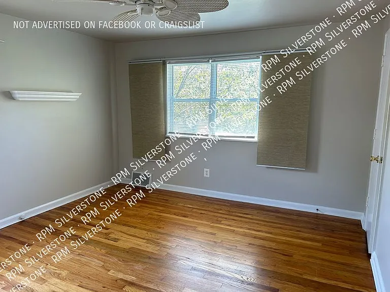 3282 Coolidge Hwy — Photo 9