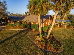 135 Lakeside Dr E, Port Orange, FL 32128