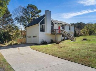 2830 Emerald Frst, Acworth, GA 30102