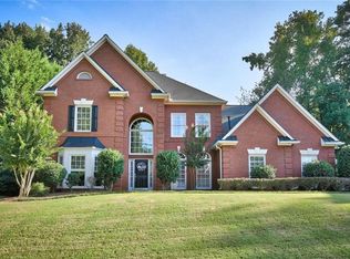 630 Lake Medlock Ct, Johns Creek, GA 30022