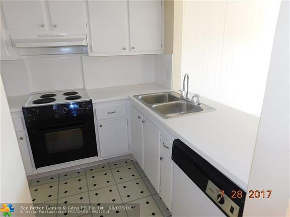 5th image of 1000 River Reach Dr APT 315