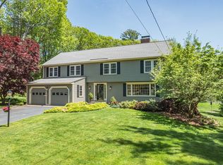 7 Beechwood Cir, Boxford, MA 01921