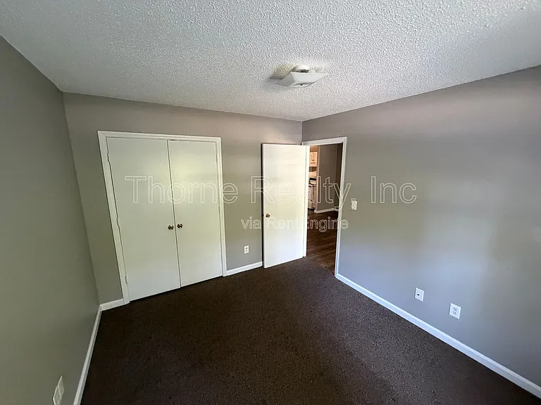 2260 Sherwood Ave #E — Photo 18