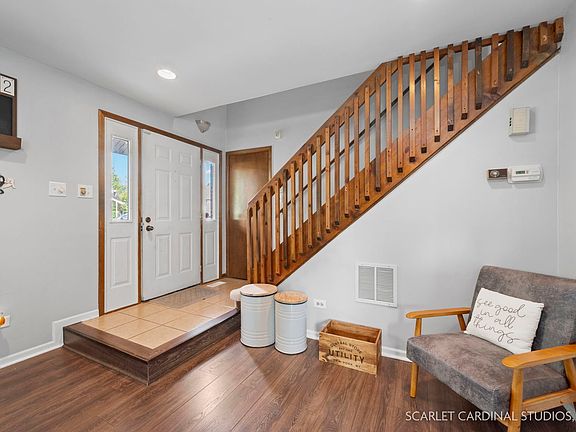 5th image of 15657 Westminster Dr