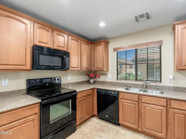 2551 E BOSTON Street, Gilbert, AZ 85295
