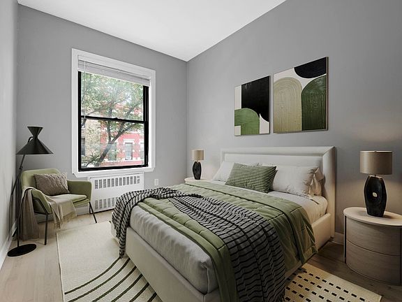 4th image of 75 W 68th St APT 3f