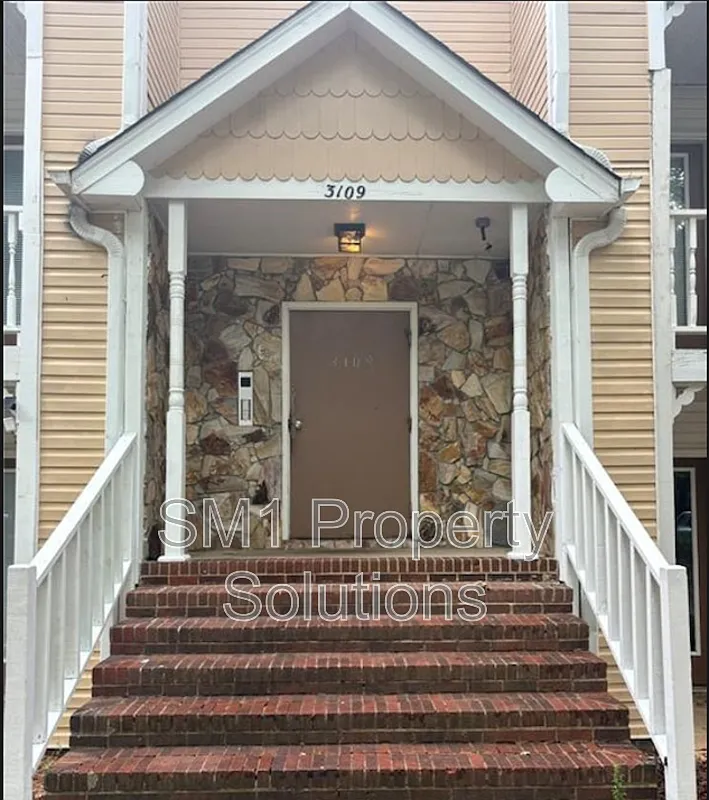 2 bed, 2.0 bath, 945 sqft, $1,175 — Photo 3