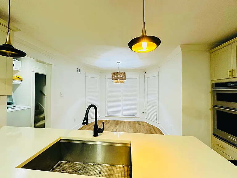 3020 Laurinburg Cir — Photo 10