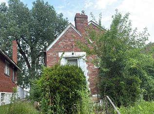 5974 Summit Pl, Saint Louis, MO 63147