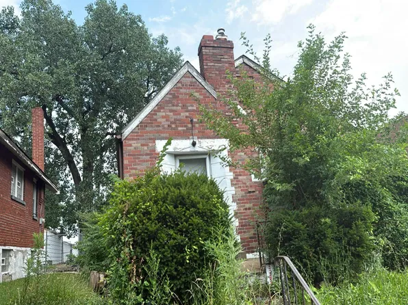 5974 Summit Pl, Saint Louis, MO 63147