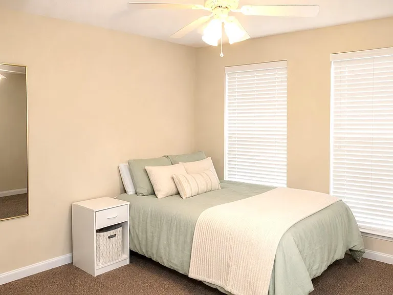 1725 Harvey Mitchell Pkwy S #1517 — Photo 7