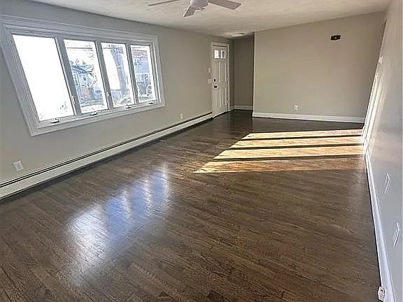 2nd image of 76 Lake St #74