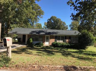 102 Elkwood St, Mauldin, SC 29662