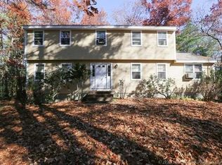 133 Rattlesnake Hill Rd, Andover, MA 01810