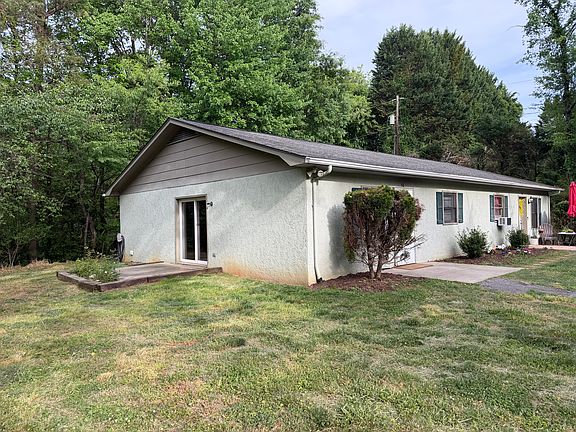 4th image of 98 Lakeside Hill Ct #1