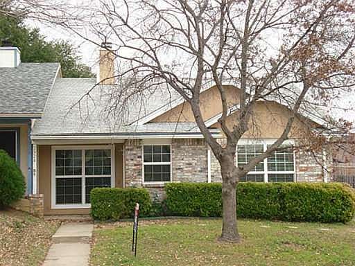2nd image of 2924 Kathleen Ln