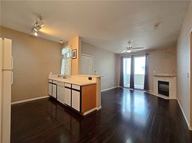 4960 Harrison Dr, Paradise Town, NV