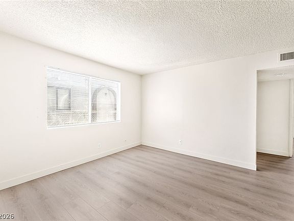 4th image of 5309 W Cheyenne Ave APT 2